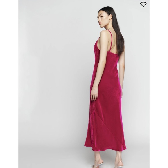 Reformation Salamanca Dress In Rhubarb Velvet 6 NWT - Picture 4 of 12